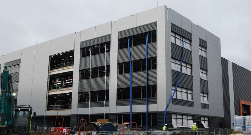File:Sky Studios Elstree-3.jpg