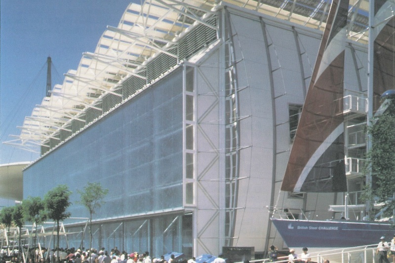 File:1993 - UK Pavilion Expo 92.jpg