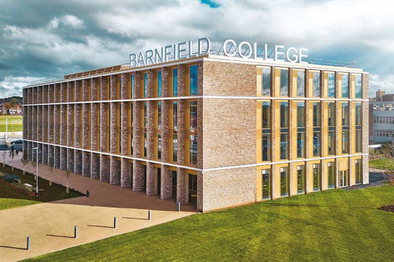 File:Barnfield College phase one-1.jpg