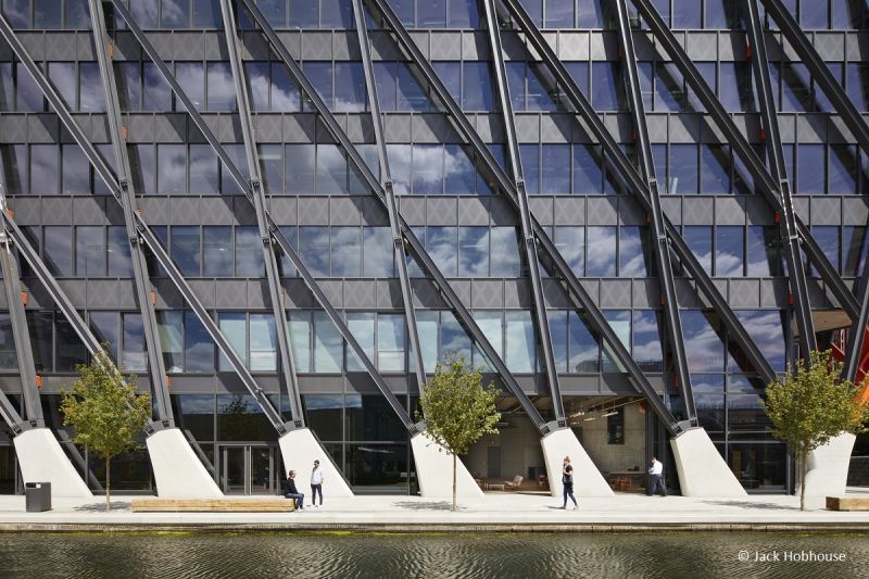 File:Brunel Building-1.jpg
