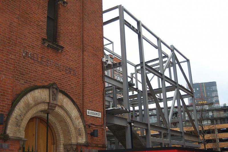 File:Halle St Peters-4.jpg