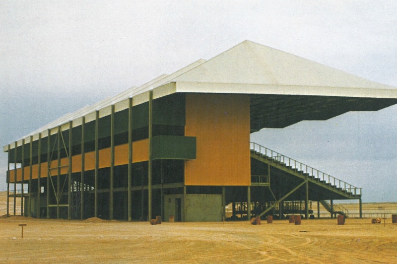 File:1979 - Racecourse Grandstand Bahrain.jpg