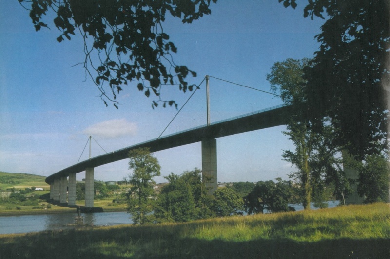 File:1972 - Erskine Bridge over the River Clyde.jpg