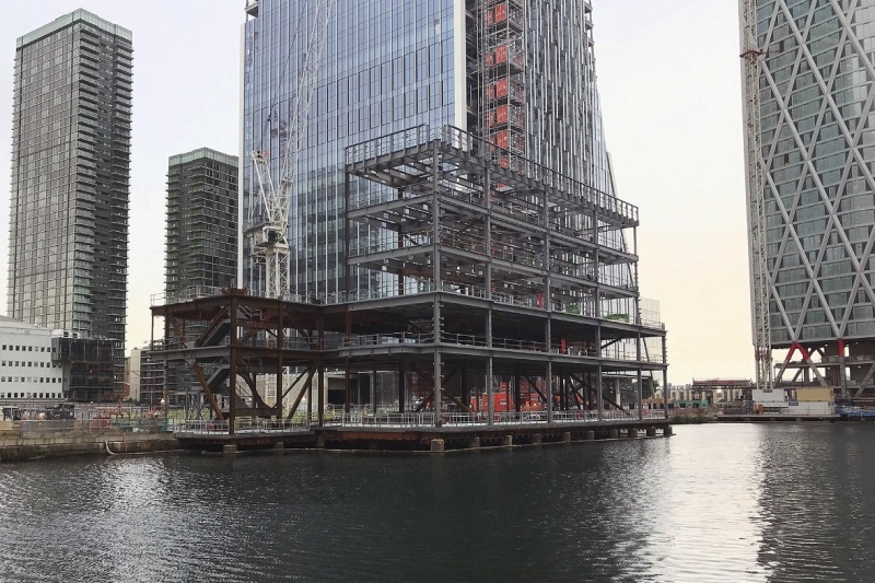 File:Heron Quays Pavilion-1.jpg