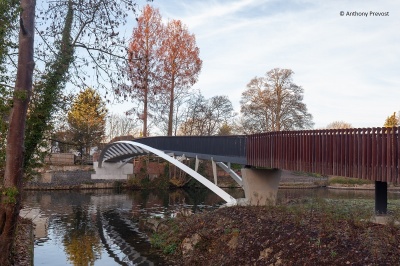 Taplow Footbridge-1.jpg