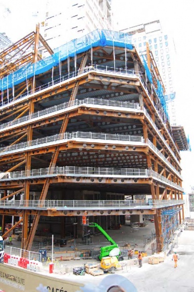 File:1-2 Southbank Place-1.jpg