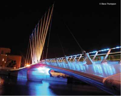 MediacityUK footbridge.png